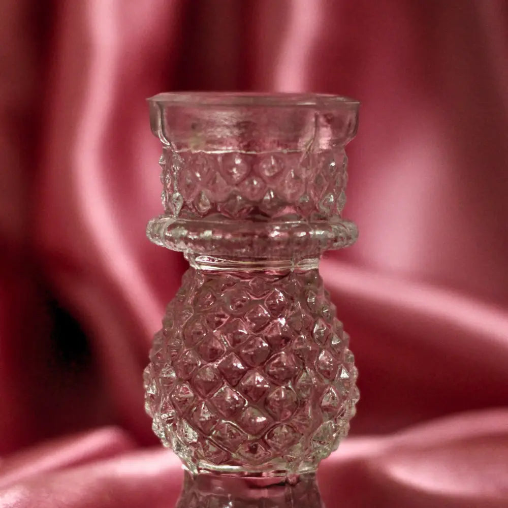 Mystic Scarlet Glass Candle Stand – Elegant Candle Holder for Rituals Candle Holders