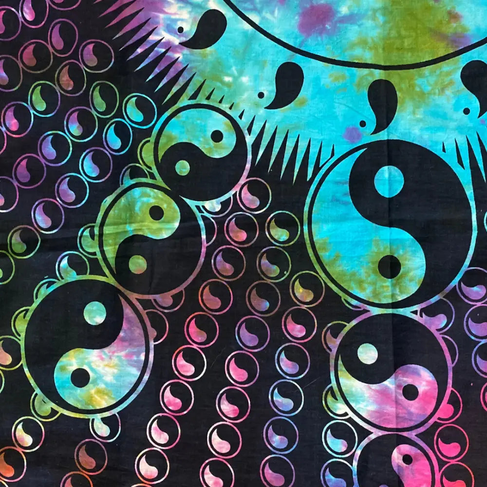 Yin Yang Tapestry – Cosmic Altar Cloth for Balance & Harmony Tapestry