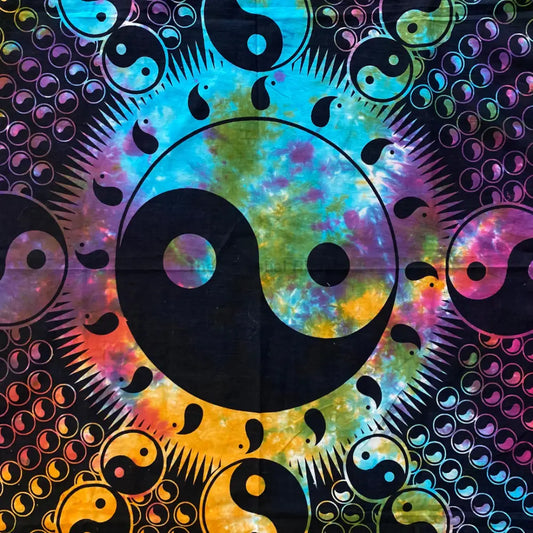 Yin Yang Tapestry – Cosmic Altar Cloth for Balance & Harmony Tapestry